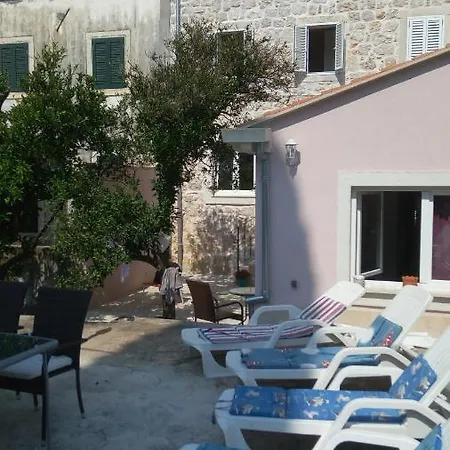Charming 3-bed Tanya In Zaton * 扎通