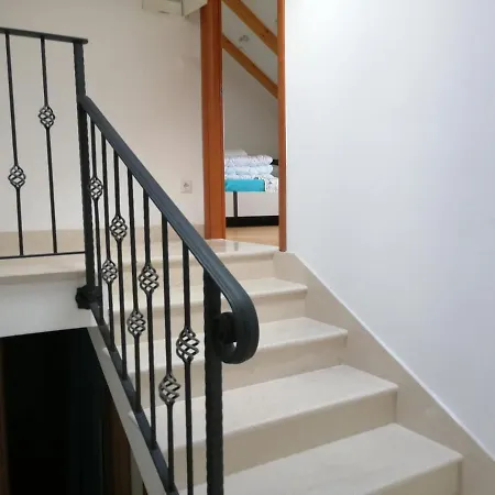 Charming 3-bed Tanya In Zaton 자톤
