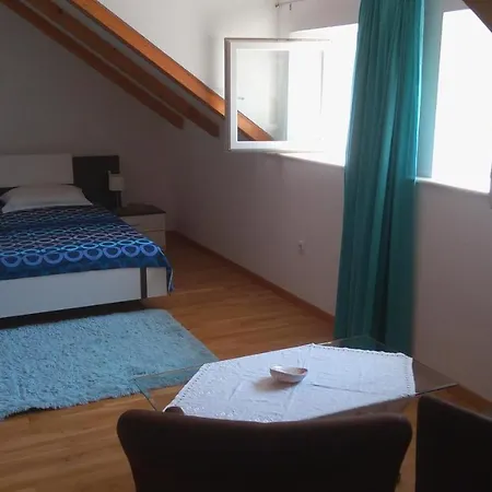 Charming 3-bed Tanya In Zaton 빌라 자톤