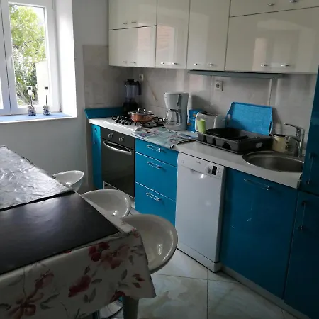 빌라 Charming 3-bed Tanya In Zaton 자톤