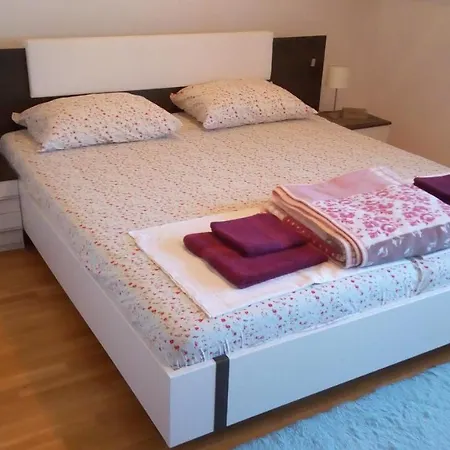 Charming 3-bed Tanya In Zaton 빌라 자톤